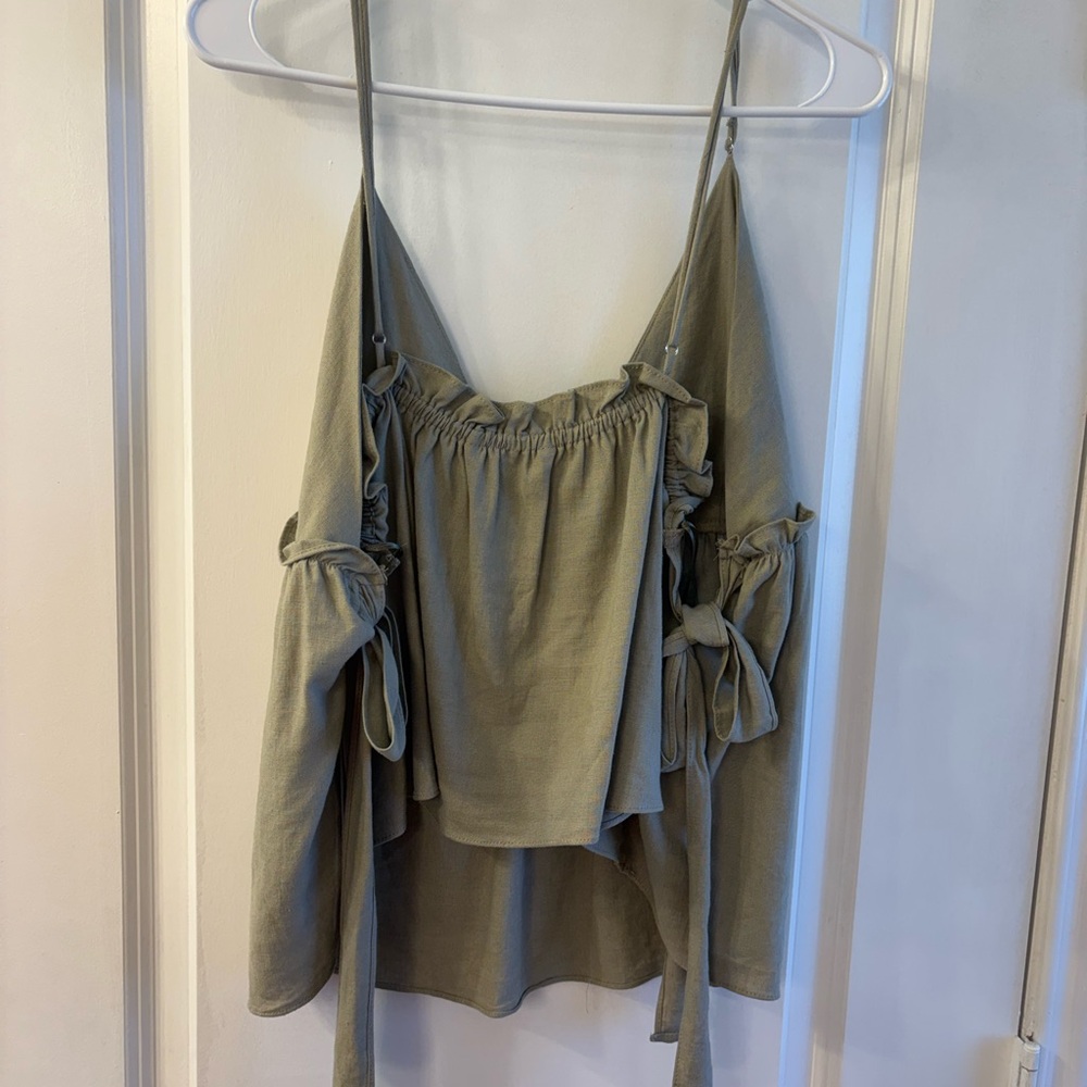 Zara Ruffled Bow Top - Picture 2 of 3